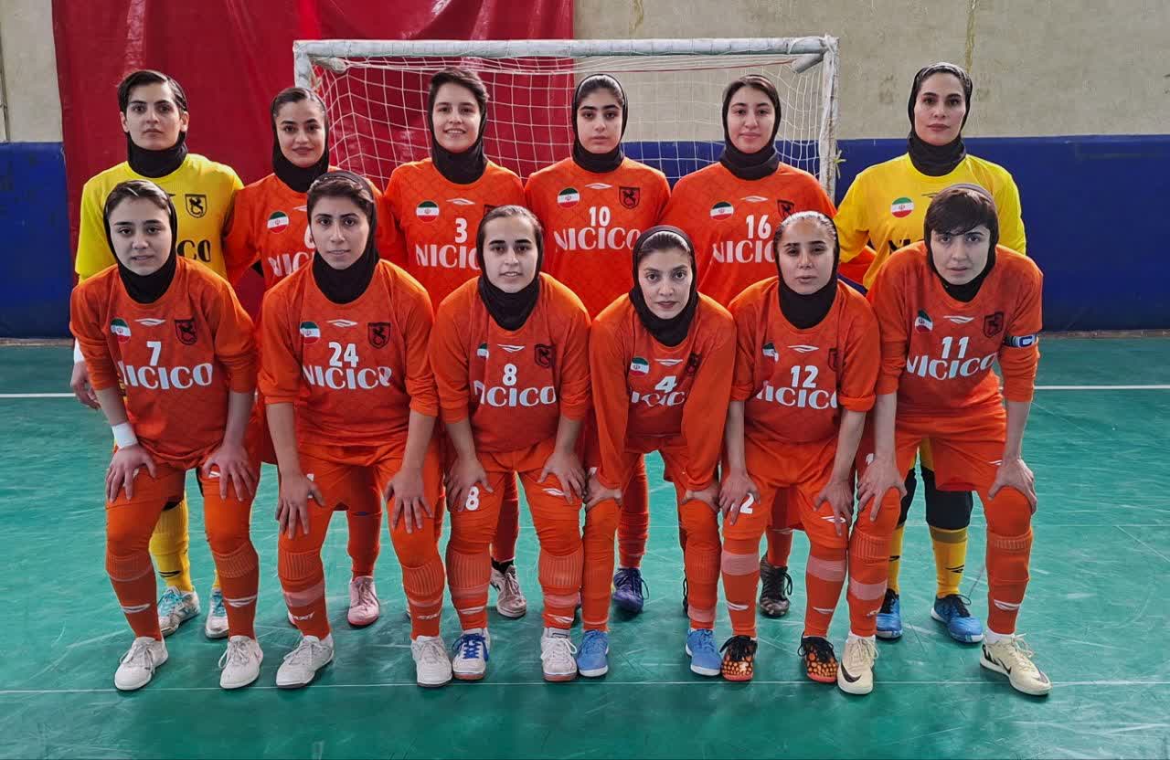 شکست بانوان در تاکستان