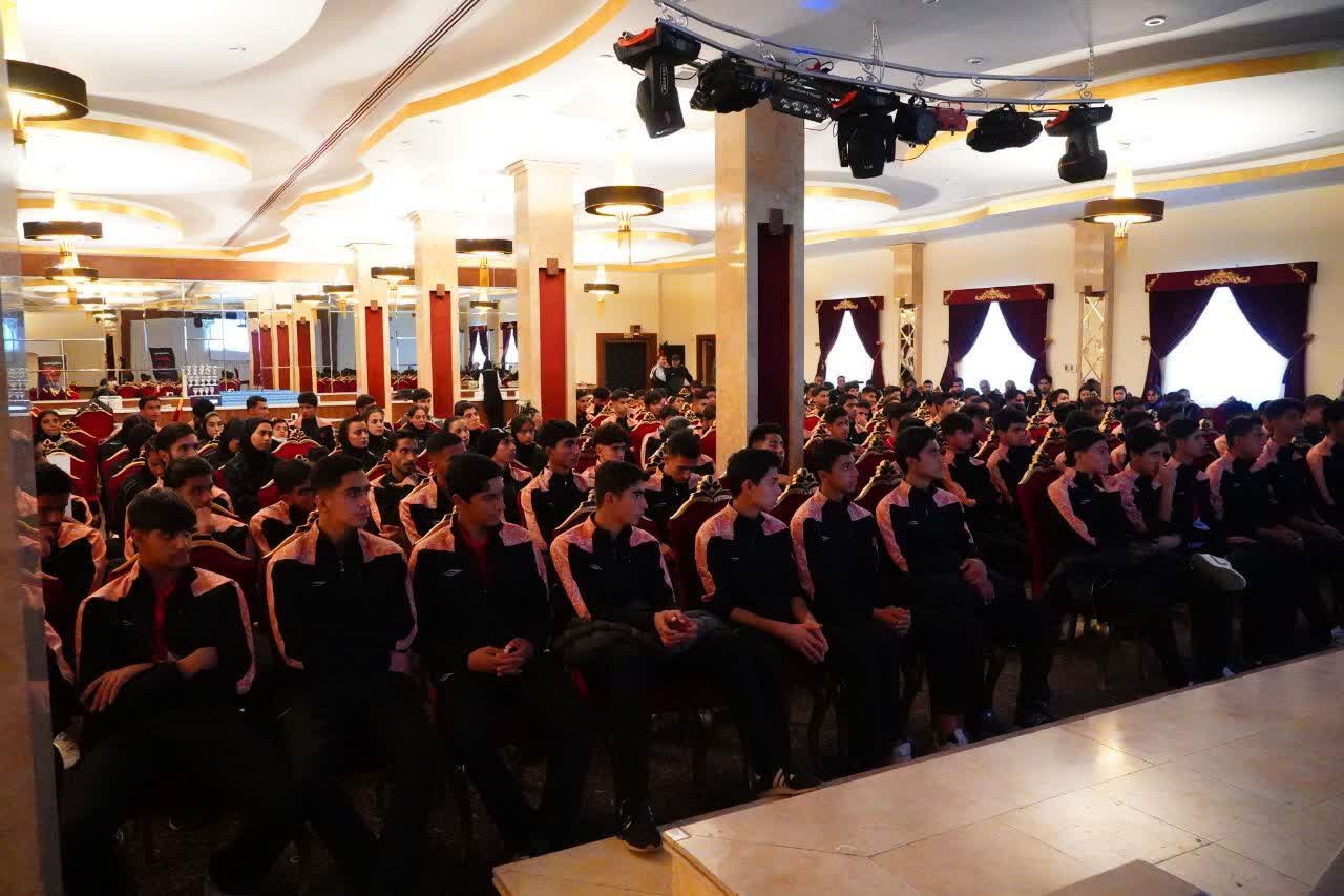 حضور ۲۵۰ فوتبالیست مس در دوره‌های آموزشی AFC دوره‌های دانش‌افزایی هوش هیجانی و قوانین داوری