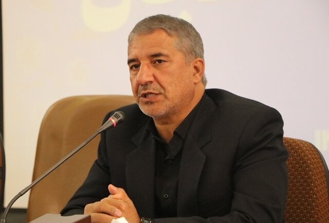 8 هفته از لیگ مانده و این تصمیم منطقی نیست