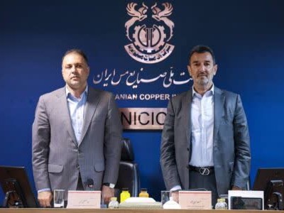 رئیس هیئت‌عامل ایمیدرو در دیدار با مدیرعامل مس ایران تأکید کرد اعتماد به شرکت ملی مس مأموریت توسعه شتاب می‌گیرد